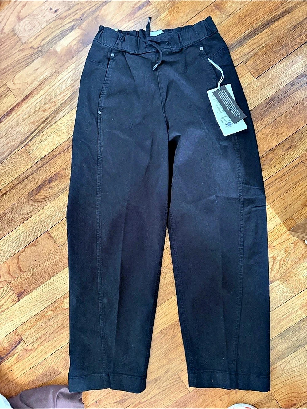 DUER Black Jogger Pants Size Medium NWT